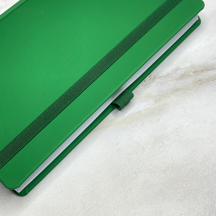  Ежедневник в обложке soft touch «Greenery» с именной гравировкой