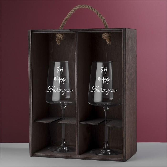 Подарочный набор бокалов для вина "Finess" с гравировкой
