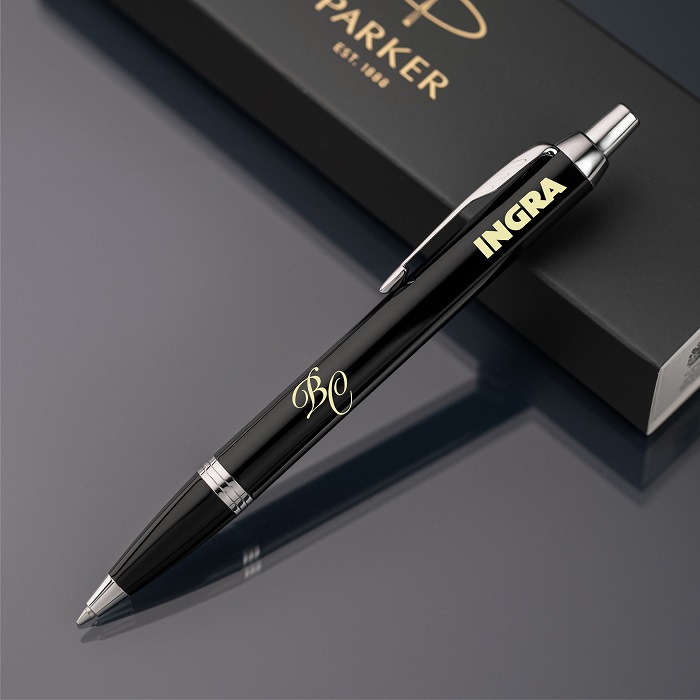 Ручка шариковая Parker IM с именной гравировкой, цвет черный/серебро
