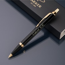 Ручка шариковая Parker IM с именной гравировкой, цвет черный/золото