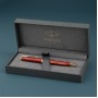 Шариковая ручка Parker Sonnet  красная с именной гравировкой